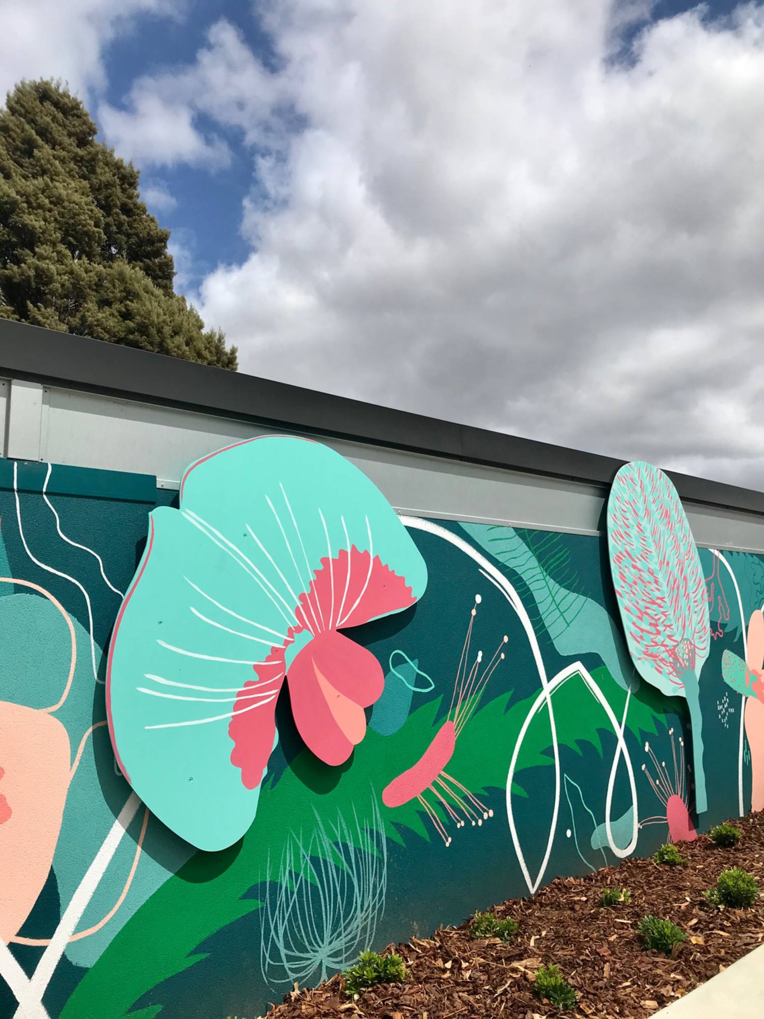 main-wall-mid-Public Art Kelmscott